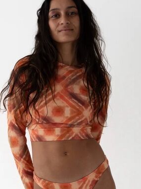 Salted rashguard cropped coverup L